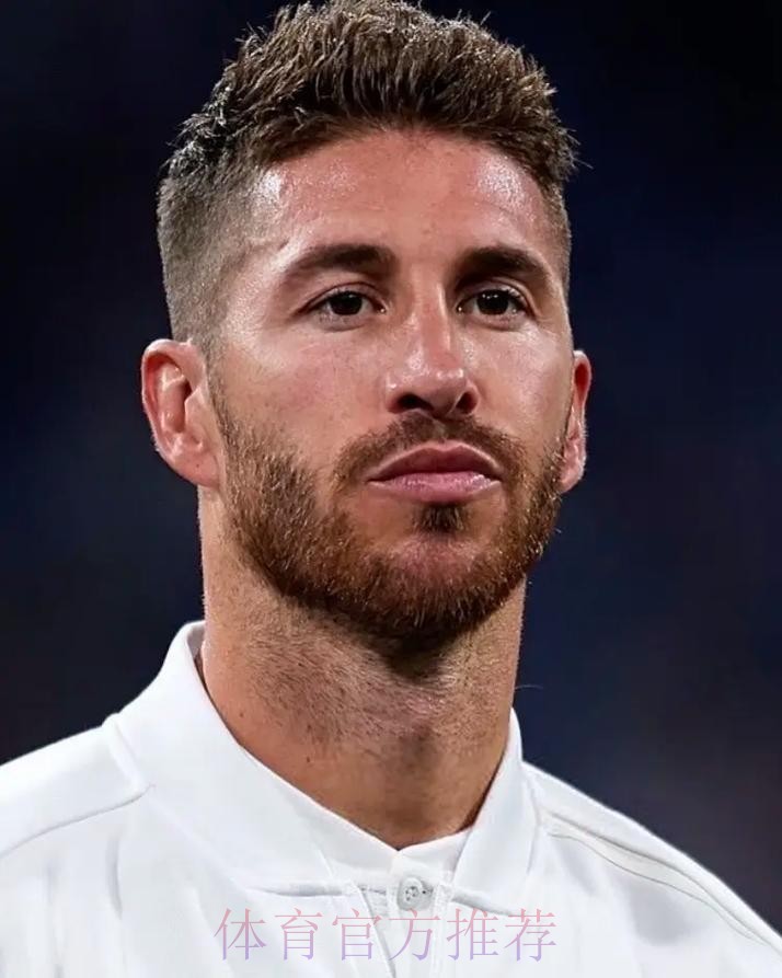 父亲:我完全相信拉莫斯会留在皇马 他一直很平静